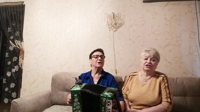 голубые глаза автор слов и музыки В.Васильев исполнение Валентина К Татьяна Г