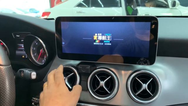 勁聲安卓八核心 JHY GS77 BENZ C/GLC/V 系列 W176 CLA SB 10.25吋專用安卓螢幕 CarPlay 4G LTE Android 9，4+64G IPS 不剪線 A4