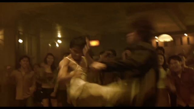 Ong Bak (2003) Tony Jaa Club Fight Scenes.1080p