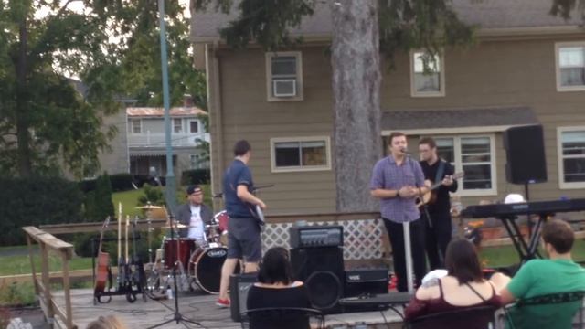 "You and Me" Lifehouse cover live @ Hefner's Custard Cedarburg Wisconsin August 2017