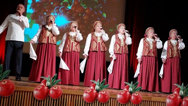Olaine IVUŠKI FESTIVĀLS IVUŠKI ZIED OLAINĒ Koncerta Mēs un draugi VideoFoto 05 10 2024