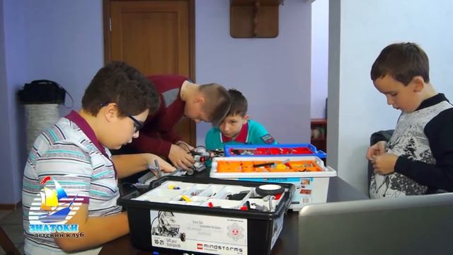 Робототехника в г. Рубцовске детский клуб "Знатоки"