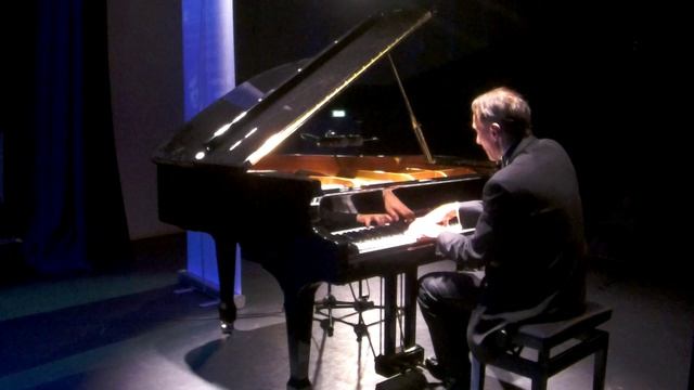 Шопен Вальс ор. 42 Алексей Комаров. Chopin Valse As-dur Op. 42 Alexey Komarov