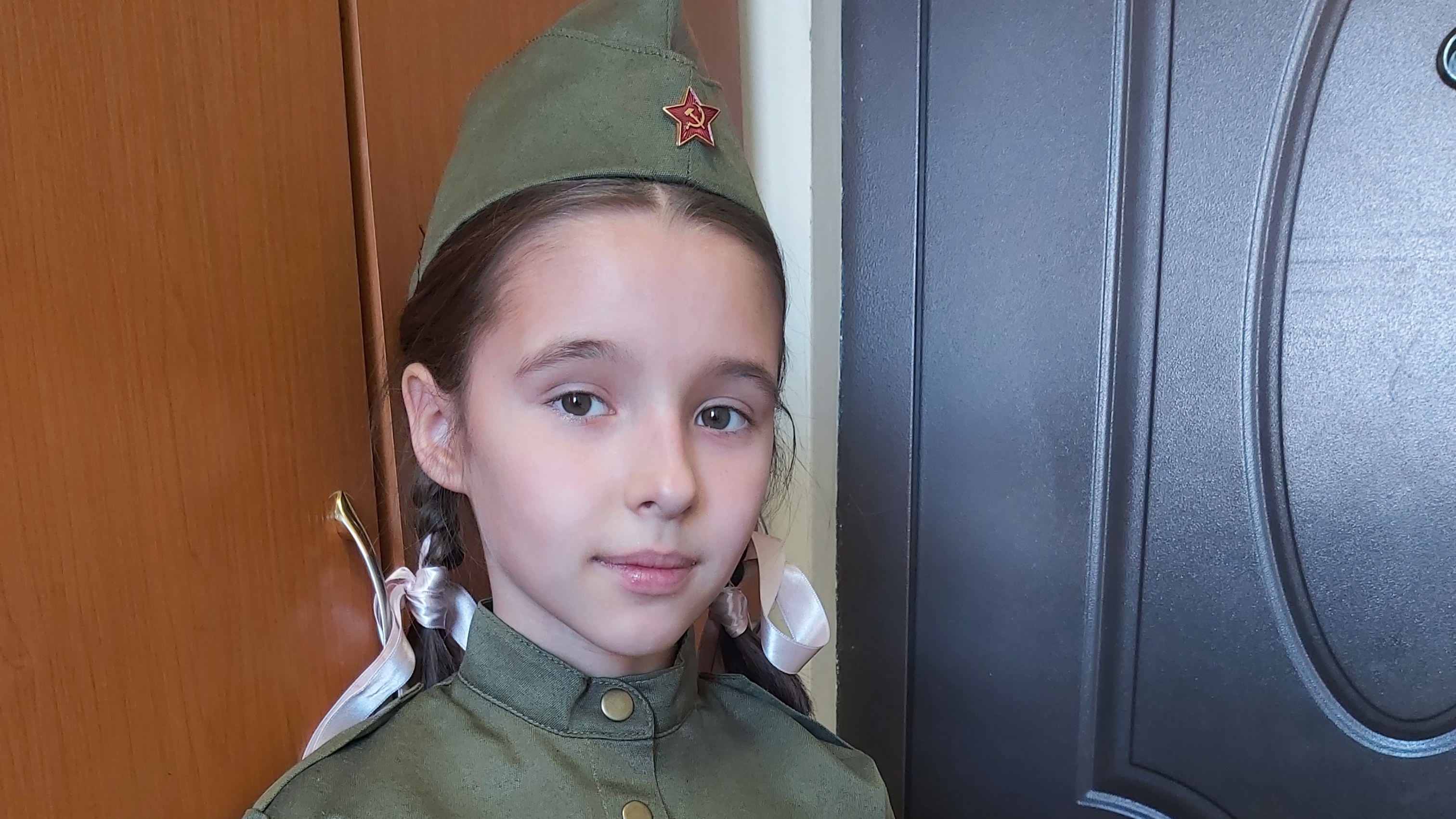 Захарова Арина, 10 лет. "О той весне" стихи и музыка Елены Плотниковой