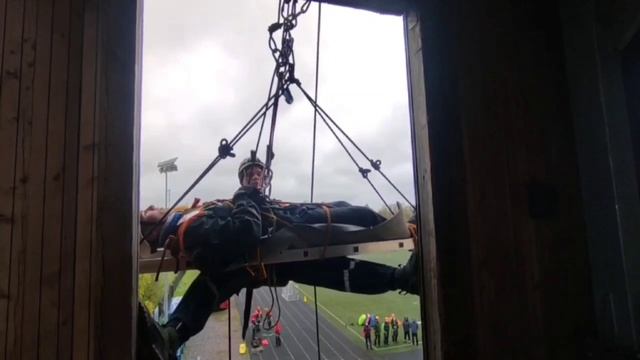 В Северной столице прошли учения-соревнования по поиску и спасению людей в природной среде.