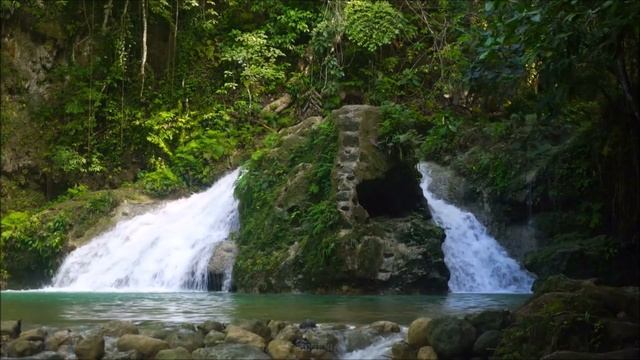 Sounds Divine Beautiful! This Angelic music can listen forever...