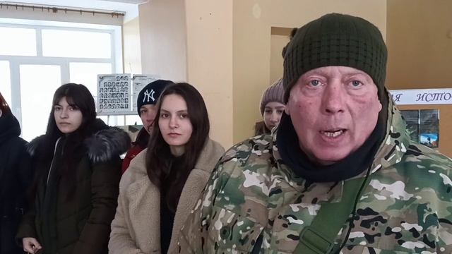 30 .01.2023г Спецназ Ахмат Рус. Якудза на связи.
Собрали и передали в школу г.Рубежное гуманитарку