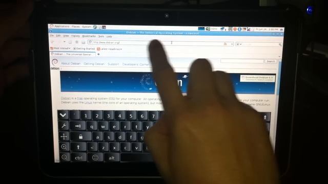 Motorola Xoom running Debian Linux