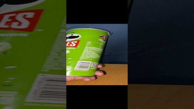 КИТАЙСКИЕ ПРИНГЛС ПОЯВИЛИСЬ В РОССИЙСКИХ МАГАЗИНАХ! СМЕТАНА С ЛУКОМ ЧИПСЫ PRINGLES / КАРТОФЕЛЬ