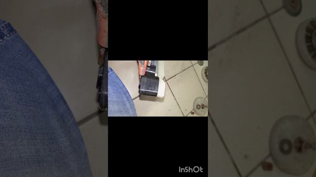 ремонт поломоечной машины hacomatic b 30 установка новой прижимной пластины и заглушек на балку.....