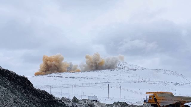 мААААленький взрыв