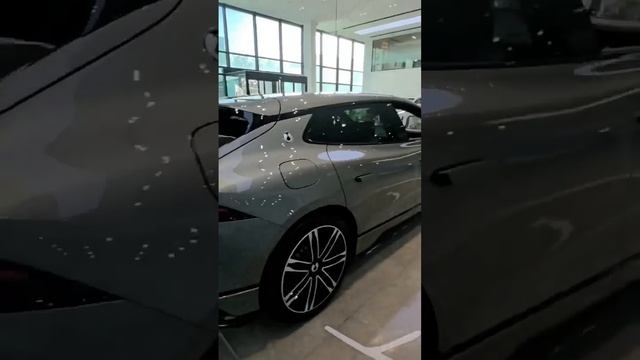 Denza Z9 2024 от компании BYD и Mercedes Benz