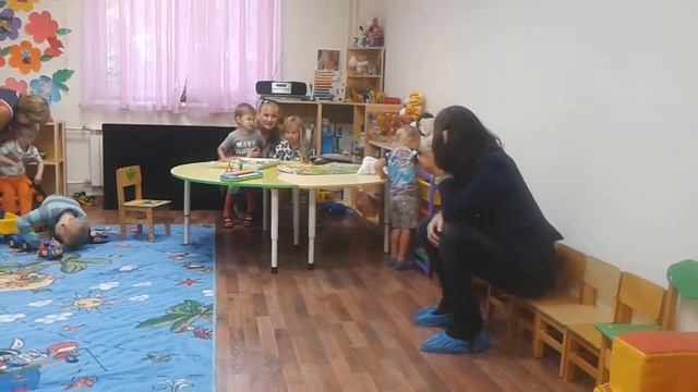 Первый день в детском саду (в группе)