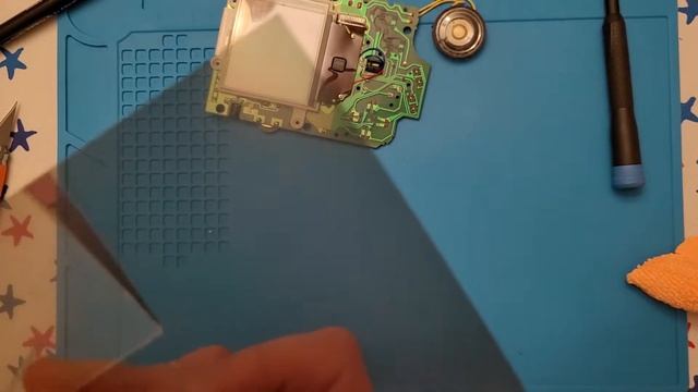 Replacing Front Polarizer on Game Boy DMG