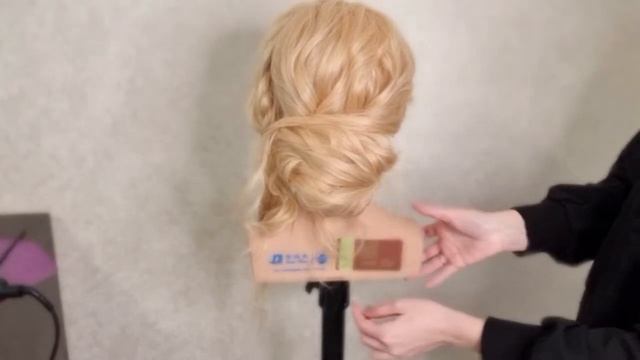 Свадебная прическа - небрежный пучок