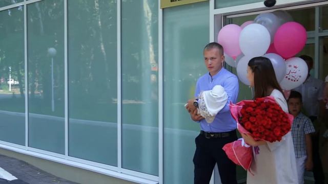 Амелия едет домой | Видеосъёмка выписки из роддома в Краснодаре