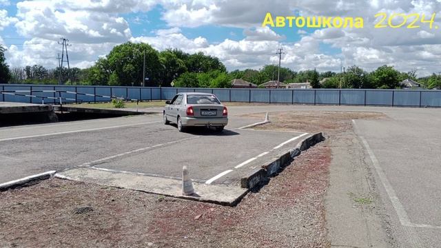 Первоначально обучение проходит на закрытой площадке.