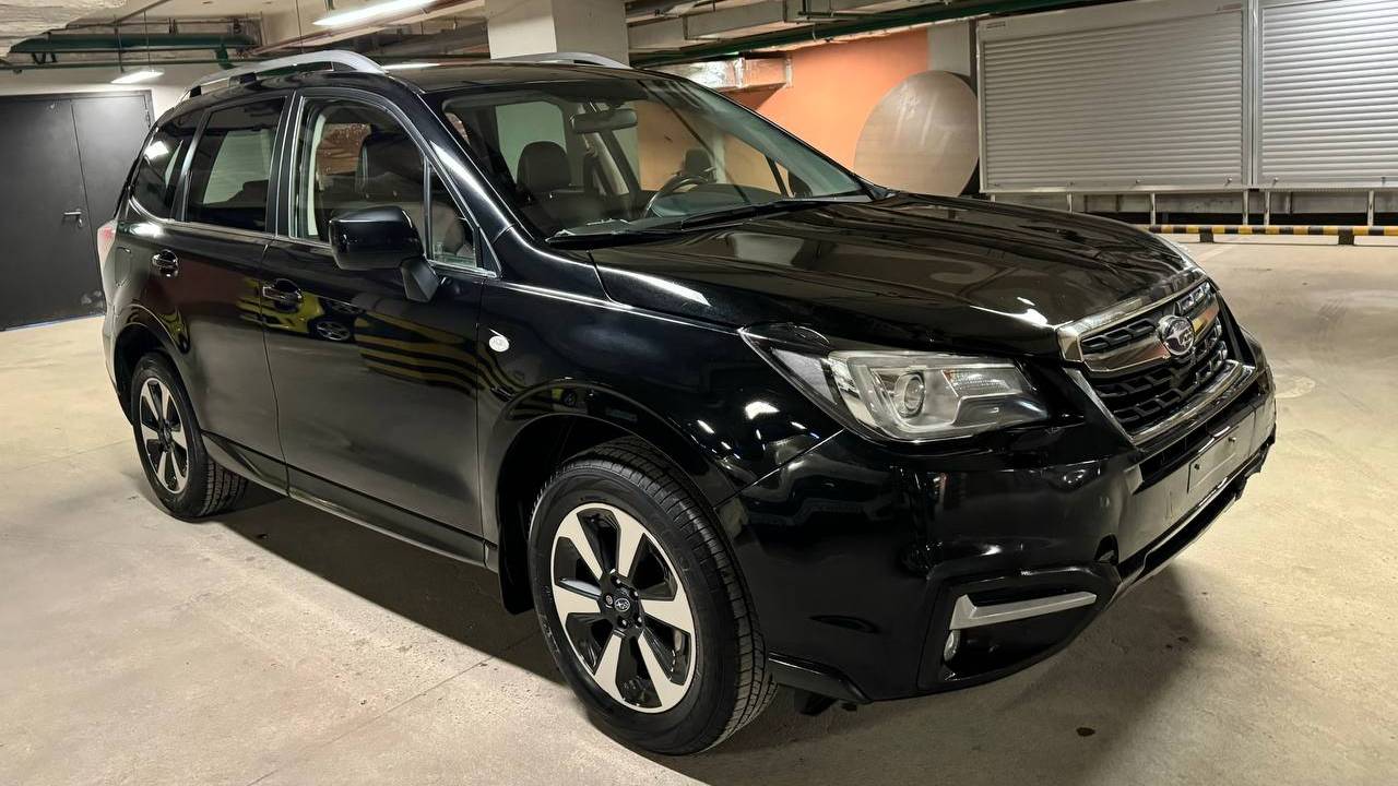 Subaru Forester; 2.0 AT; 2017; Черный