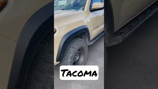 Toyota Tacoma vs Jeep Gladiator