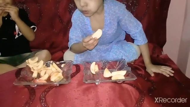 kids #apple challenge🍎 ||eating apple|| brother v/s sister