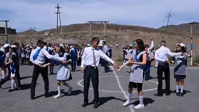 Вальс выпускников