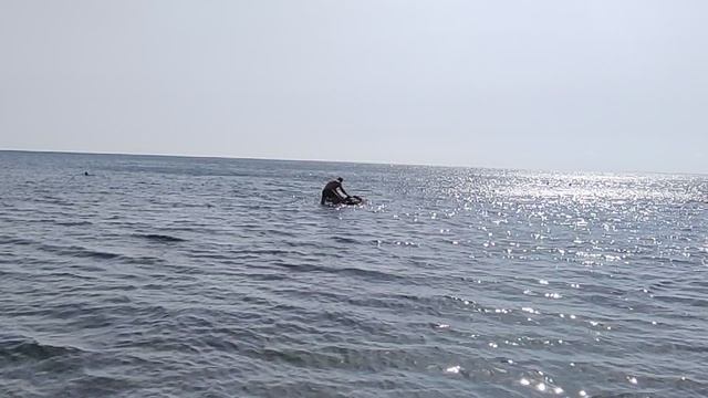 Ныряю.