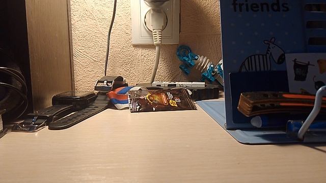 книги Hello neighbor и всё в одном против MC Алексея