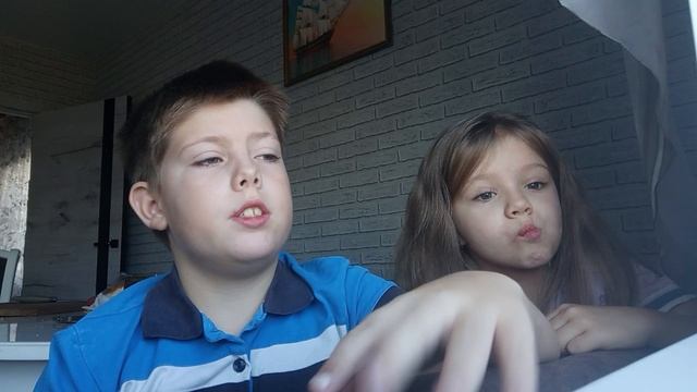 1000002333.mp4