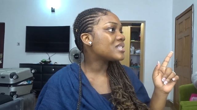 PREGNANCY MUST HAVES || FIRST TIME MUM || PREGNANCY TRACKER