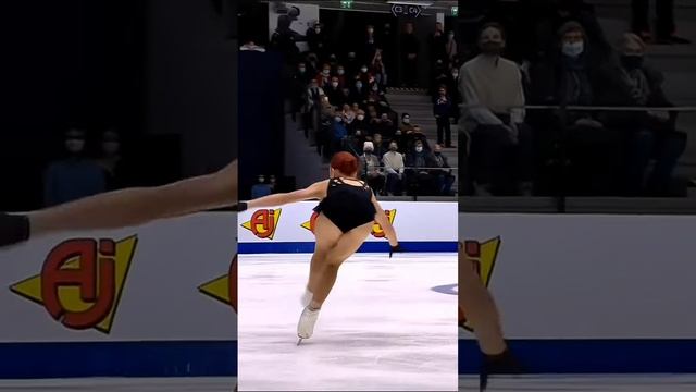 Quad queen is back 💥#figureskating #alexandratrusova #olympicgames #annashcherbakova #olympics