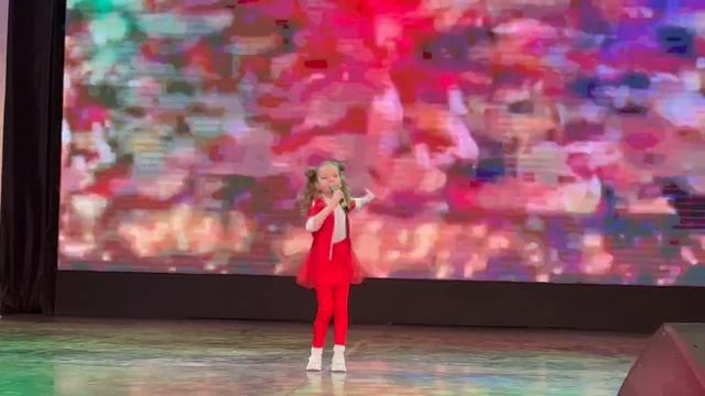Вприпрыжку Ксения Самодурова 9 лет