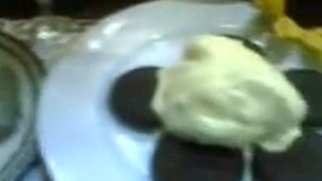 "BUTTER SCOTCH ICE CREAM AND OREO COOKIES TREAT!"(kasi nga diet talaga ako yeh! p-2)