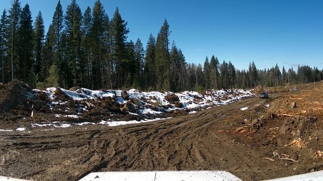 4K Jeep Cherokee XJ Cam Climbing Logging Banks and Chewing Mud