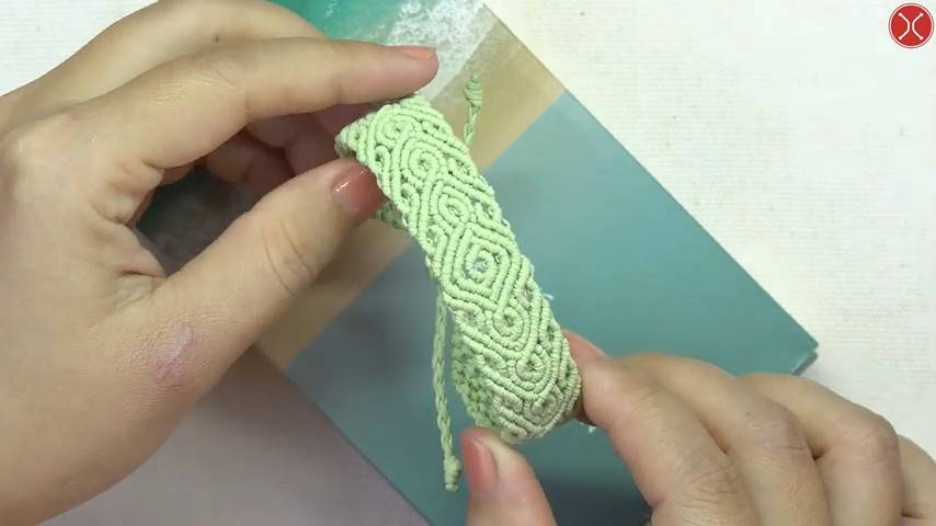 Macrame bracelet ｜ DIY Infinite Macrame Bracelet ｜ How To Make Bracelets