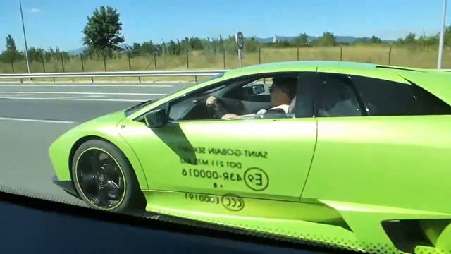 Lamborghini Murciélago LP 640 on highway !