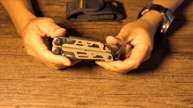 Leatherman Signal Coyote Tan