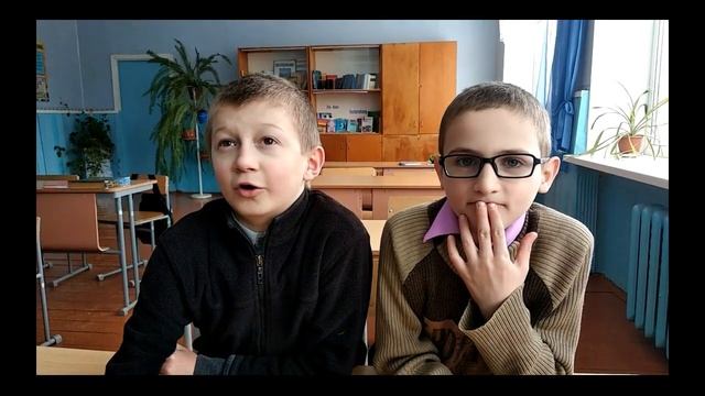 Дети поздравляют с праздником 8 Марта