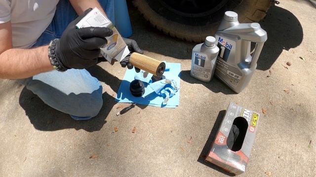 2013 Jeep Wrangler (JK) Oil Change.  How to change the oil in your 3.6L Pentastar.