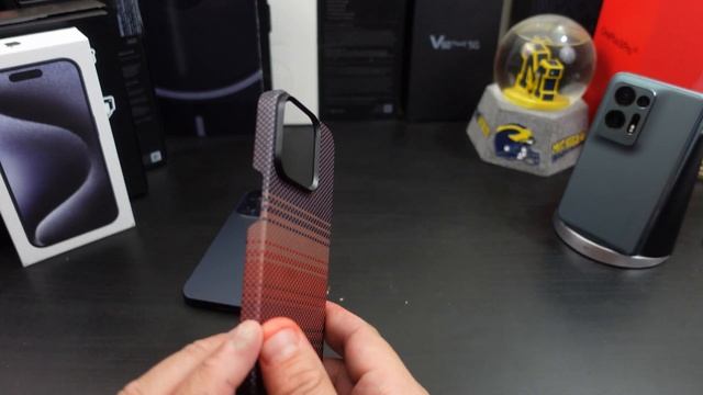 iPhone 15 Pro Pitaka MagEZ Case 5 Review