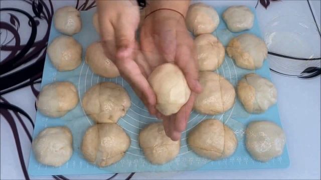 Пухкави мекици | Bulgarian fluffy mekitsi recipe