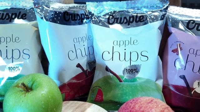 Apple chips/crisps ,,Crisple'' 100% fruit.Natural snacks for healthy life.