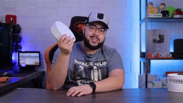 Prático Demais!  Iluminação Portátil e Ajustável Com BATERIA! Ajuda Muito no Dia-a-dia!