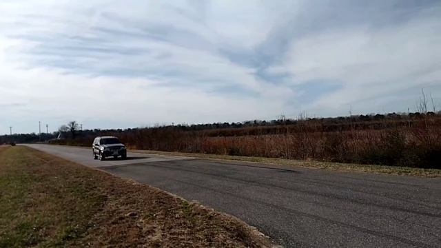 WJ 4.7 HO Doug Thorely Headers Towards Camera