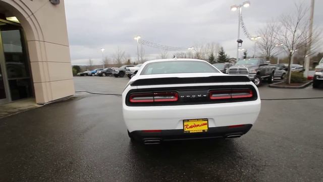 2015 Dodge Challenger R/T Scat Pack | White | FH732918 | Everett | Snohomish