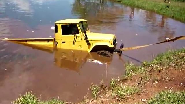 Jeep Club Frontera MS Jipeiro Kitão