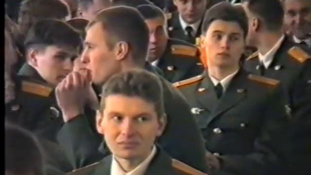 Последний выпуск молодых офицеров ЛАТУЗы в 1999 году.