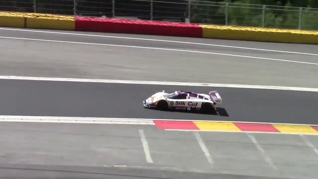 Jaguar XJR-8 & XJR-9 Group C - Incredible 7.0L V12 Sounds!