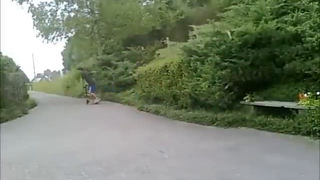 SCOOT 1 : Tailwhip crossfoot to 180 bus to fackie 180 !