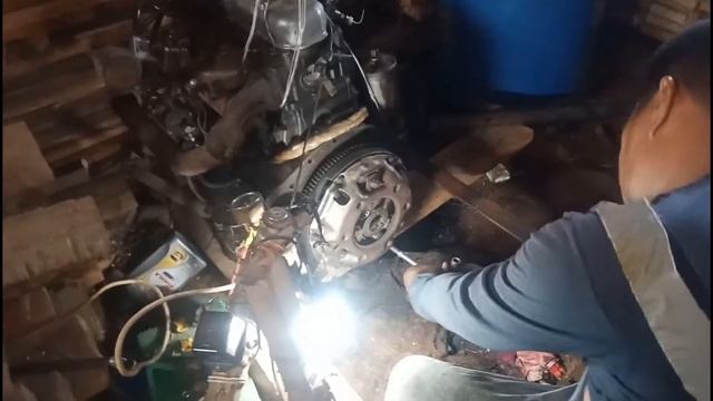 C240 Isuzu | Transmission Replacement