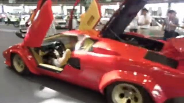 Lamborghini Countach 5000 QV　カウンタック　LP500　V12　サウンド　赤　白